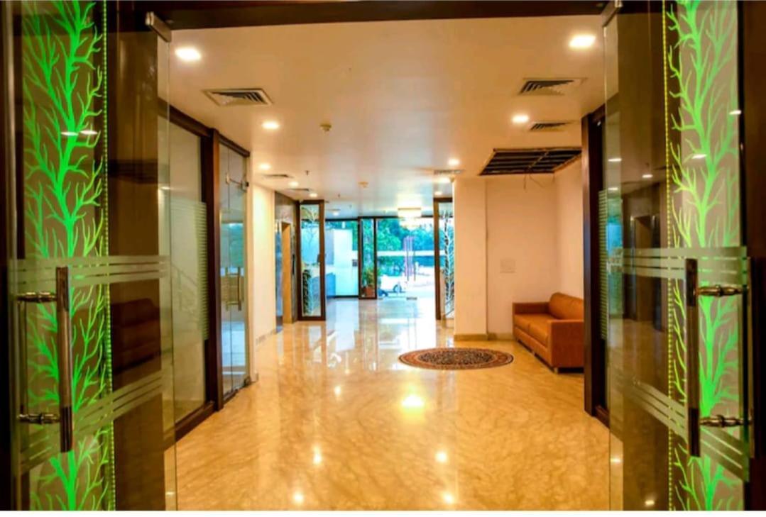 Hotel Agra Grande By Goyal Hoteliers Exteriör bild